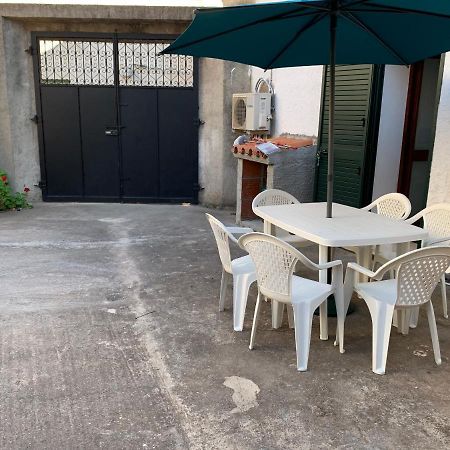 Appartamento nel centro storico Ziu Juanne Orosei Esterno foto