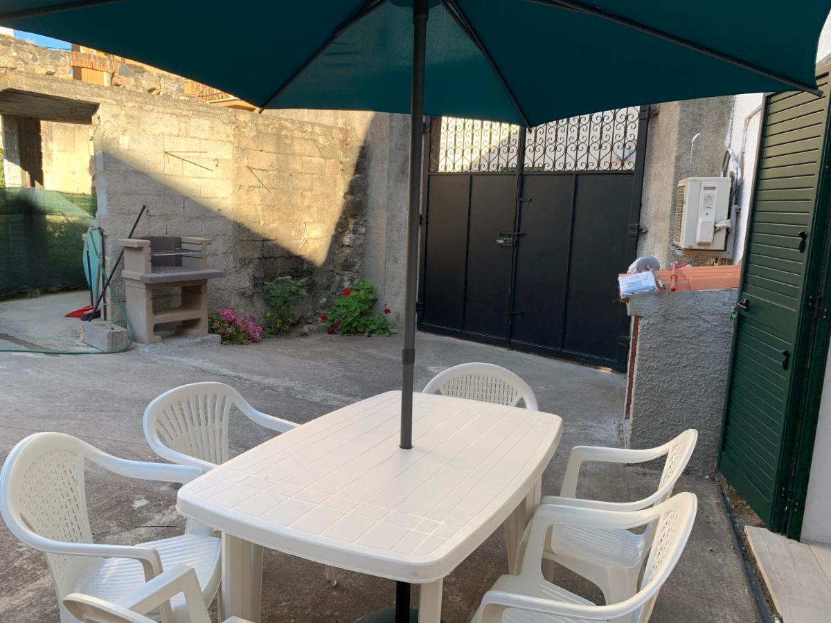 Appartamento nel centro storico Ziu Juanne Orosei Esterno foto