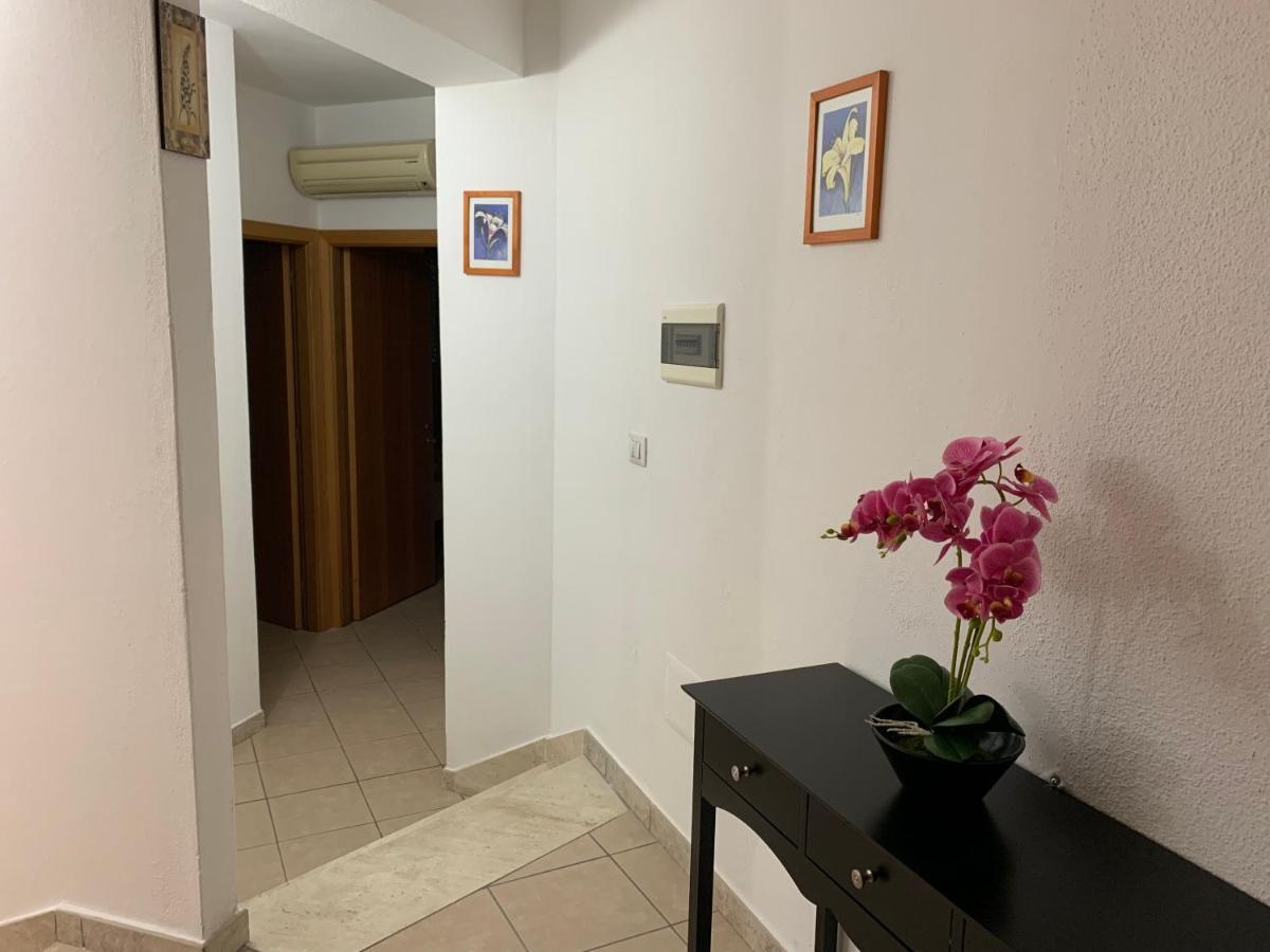 Appartamento nel centro storico Ziu Juanne Orosei Esterno foto